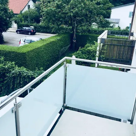 Apartman Comfortable In Cozy House Planegg