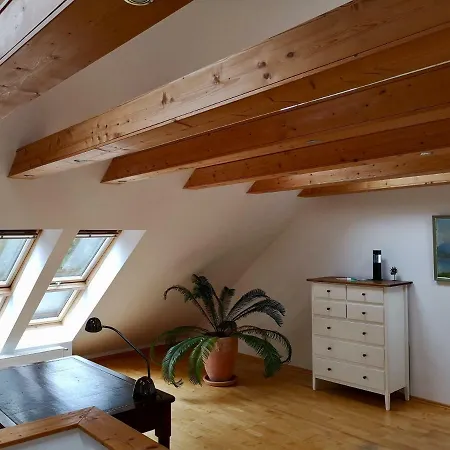 Apartman Comfortable In Cozy House Planegg