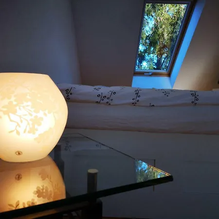 Comfortable In Cozy House Apartman Planegg